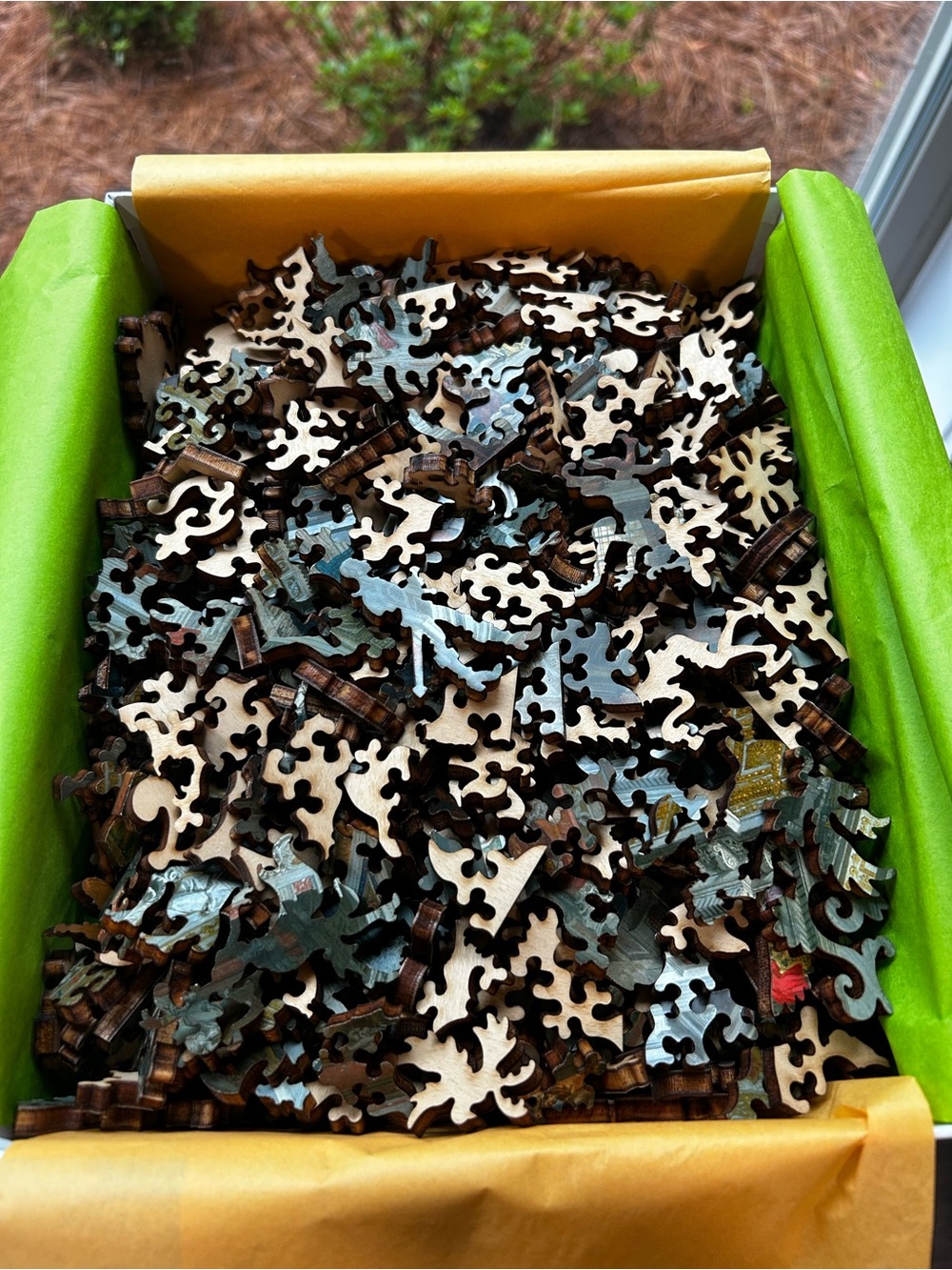 Liberty Puzzles Wooden Puzzle- Interior of St. Peter’s Rome by Giovanni Paolo - Picture 3 of 5